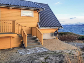 Apartment Tranøy